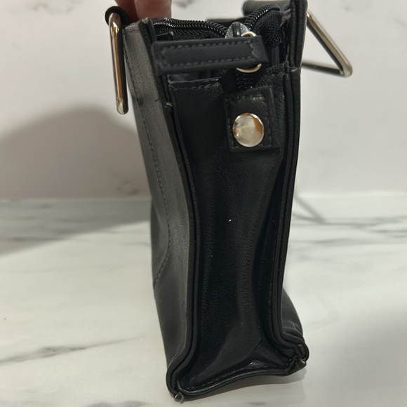 Handbag Clutch Purse Bag Metal Handle Rectangle Giannini Black zipper top - Picture 4 of 17